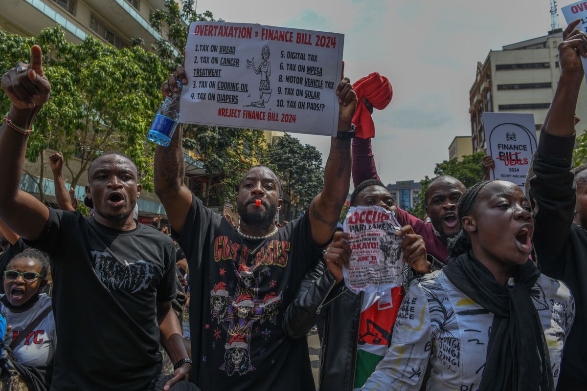A photo of Kenyans protesting against the Finance Bill 2024.